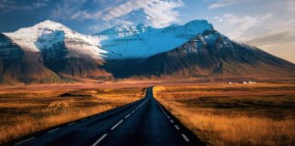 Dramatic landscape on Iceland's Ring Road