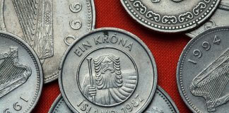 Icelandic currency and króna coins