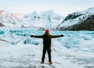 Cold weather and frozen icebergs in Iceland